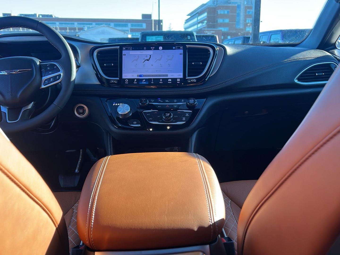 2025 Chrysler Pacifica Pinnacle