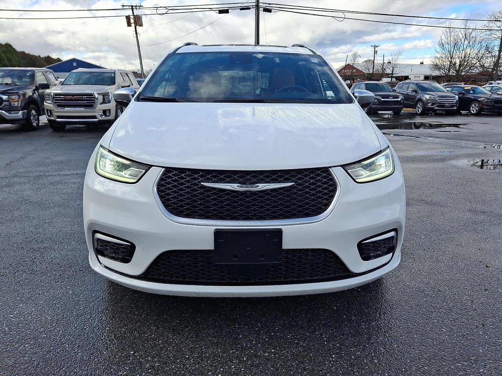 2025 Chrysler Pacifica Pinnacle