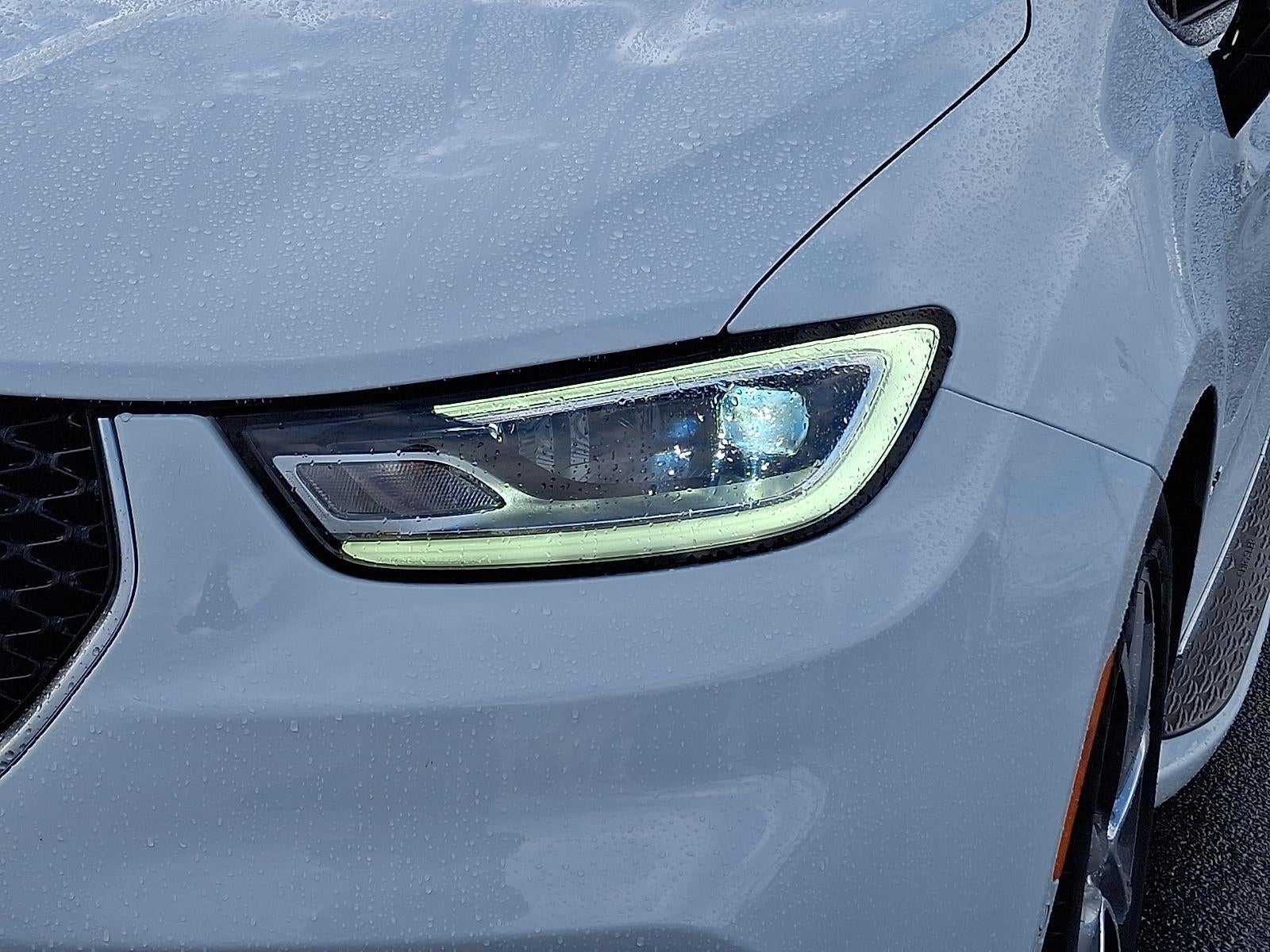 2025 Chrysler Pacifica Pinnacle