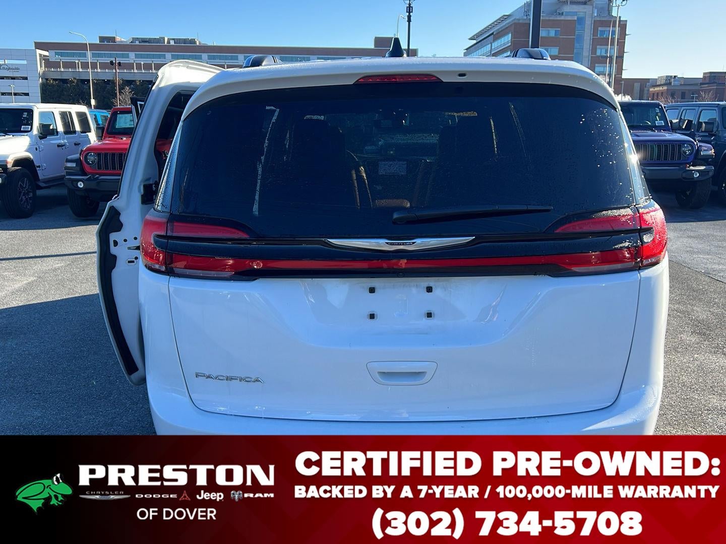 2025 Chrysler Pacifica Pinnacle