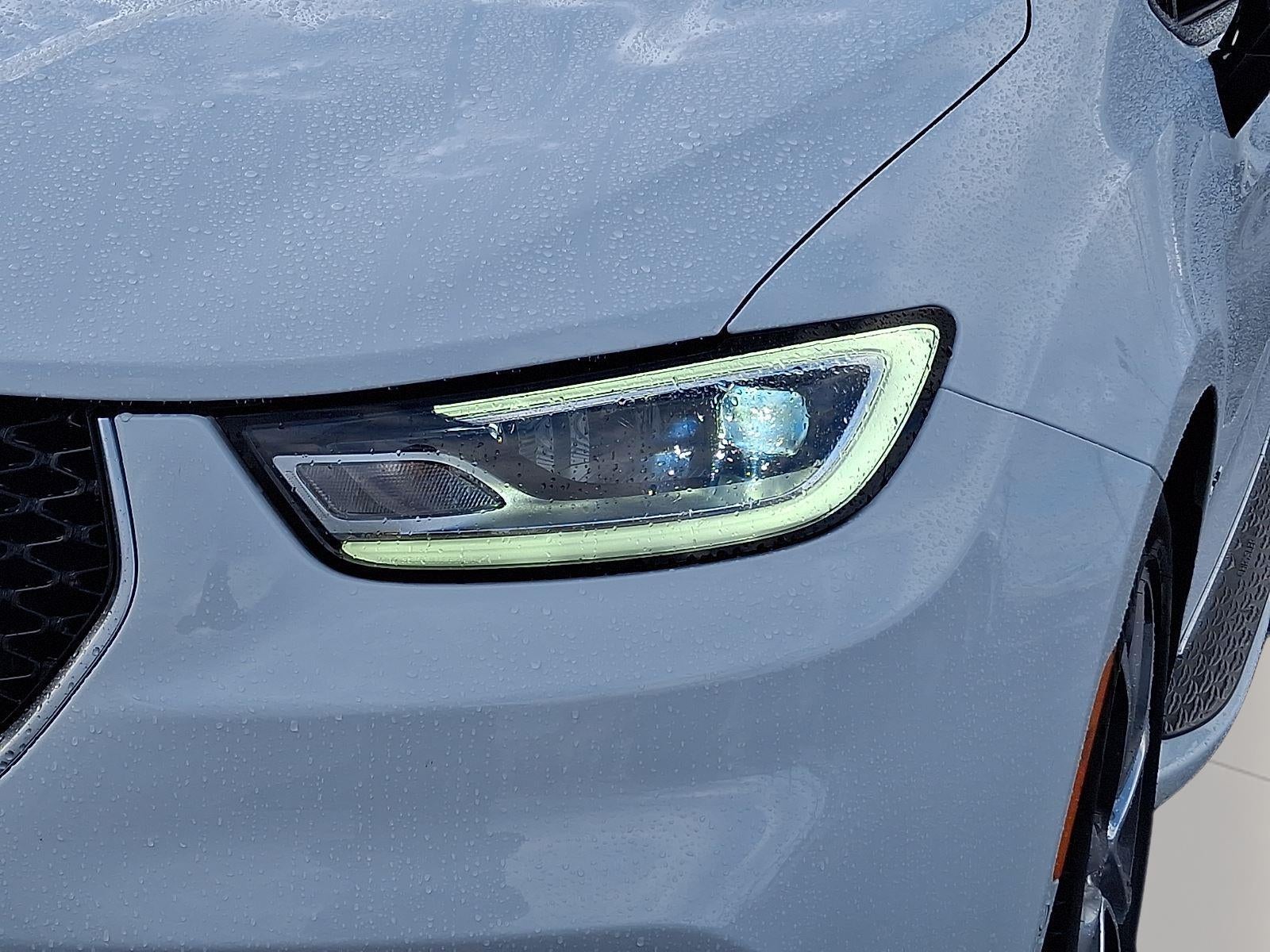 2025 Chrysler Pacifica Pinnacle