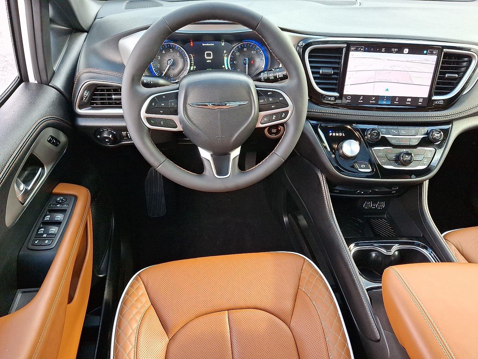 2025 Chrysler Pacifica Pinnacle