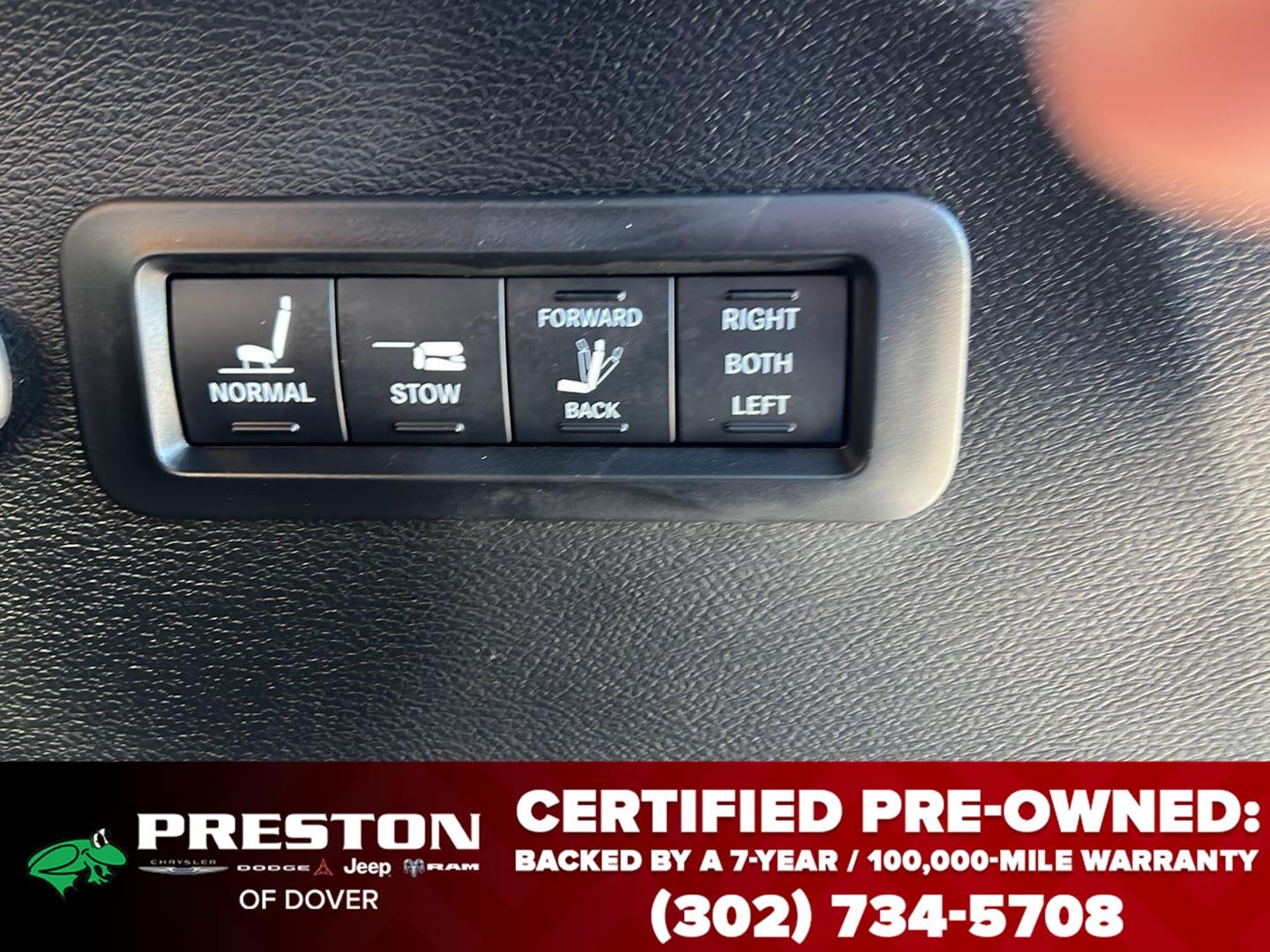 2025 Chrysler Pacifica Pinnacle