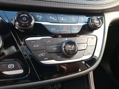 2025 Chrysler Pacifica Pinnacle