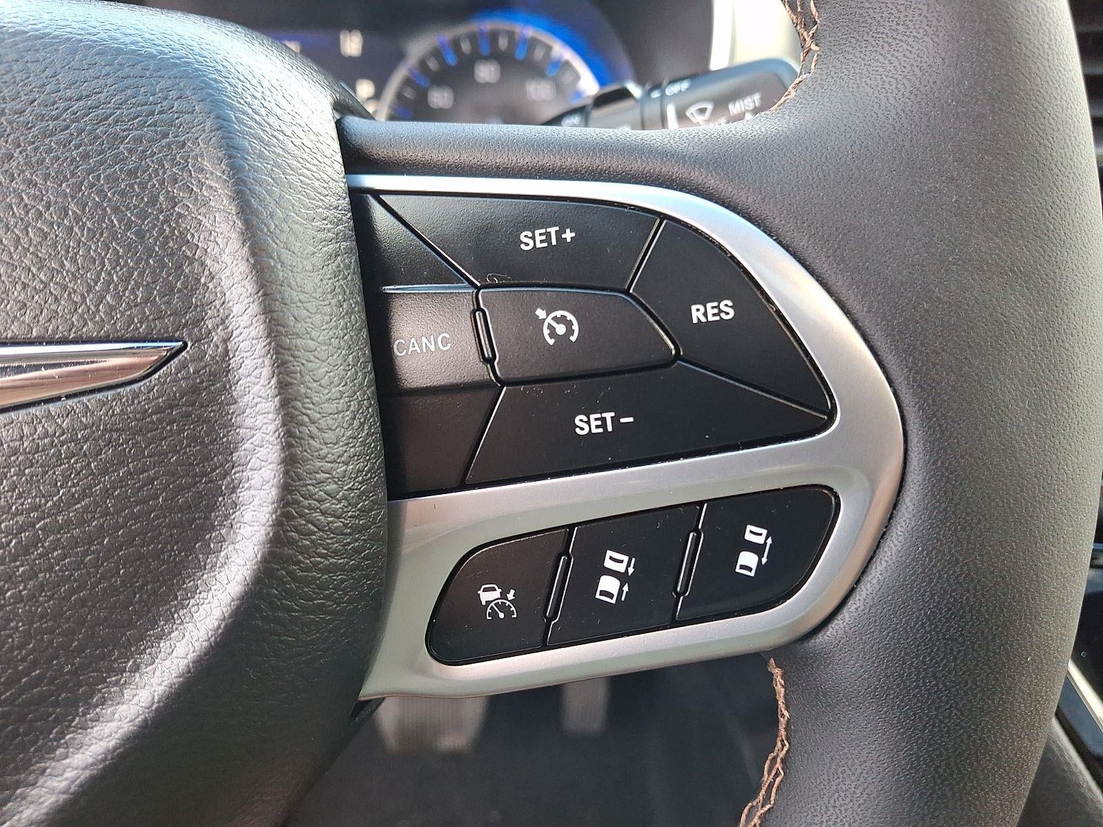 2025 Chrysler Pacifica Pinnacle