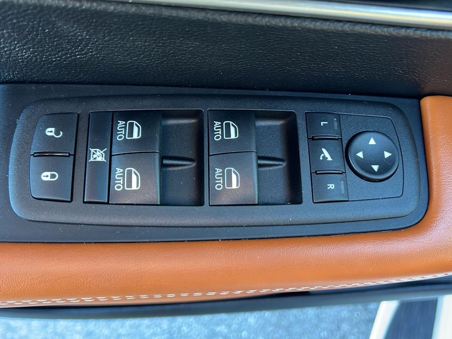 2025 Chrysler Pacifica Pinnacle