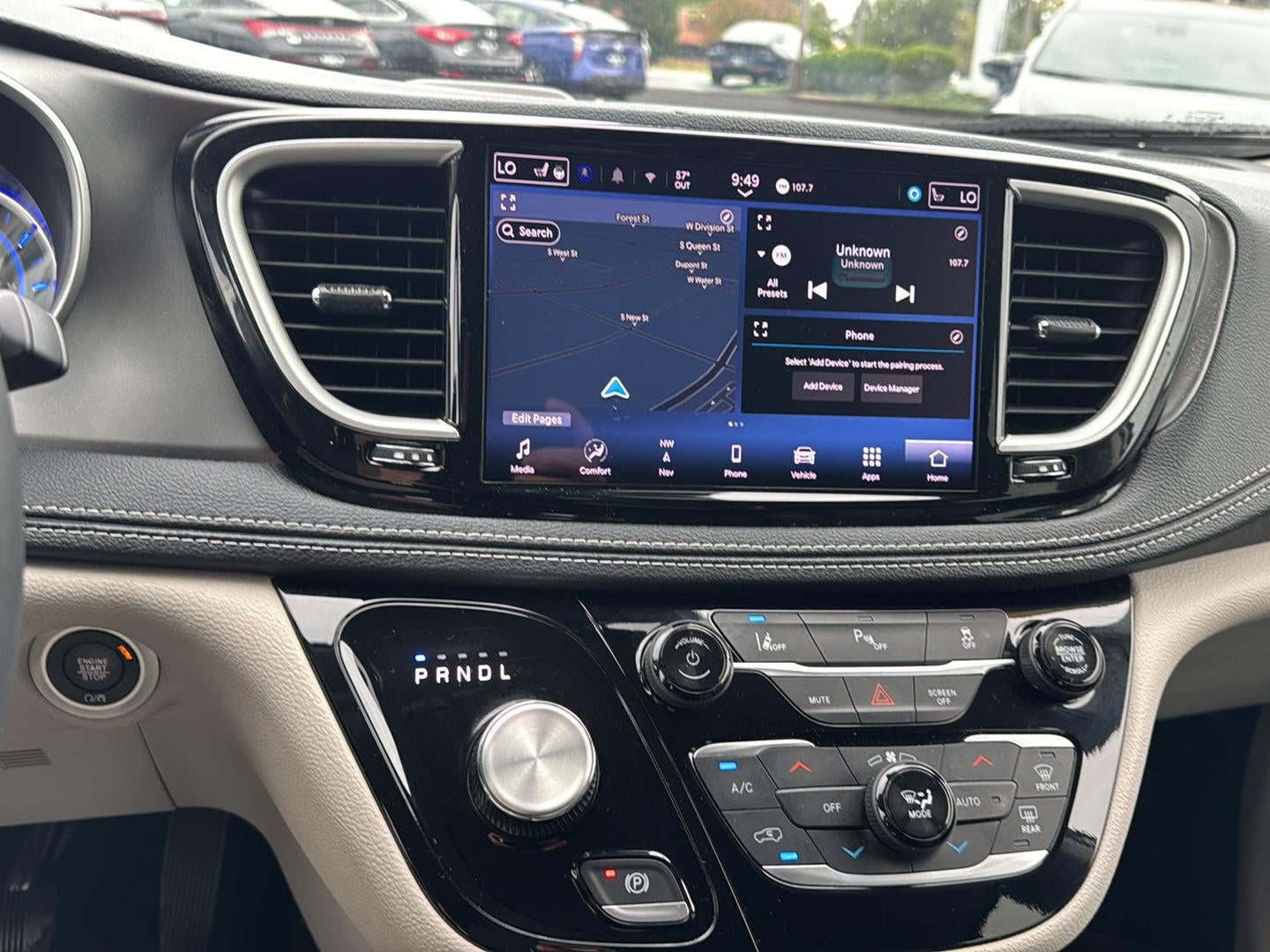 2024 Chrysler Pacifica Hybrid Select