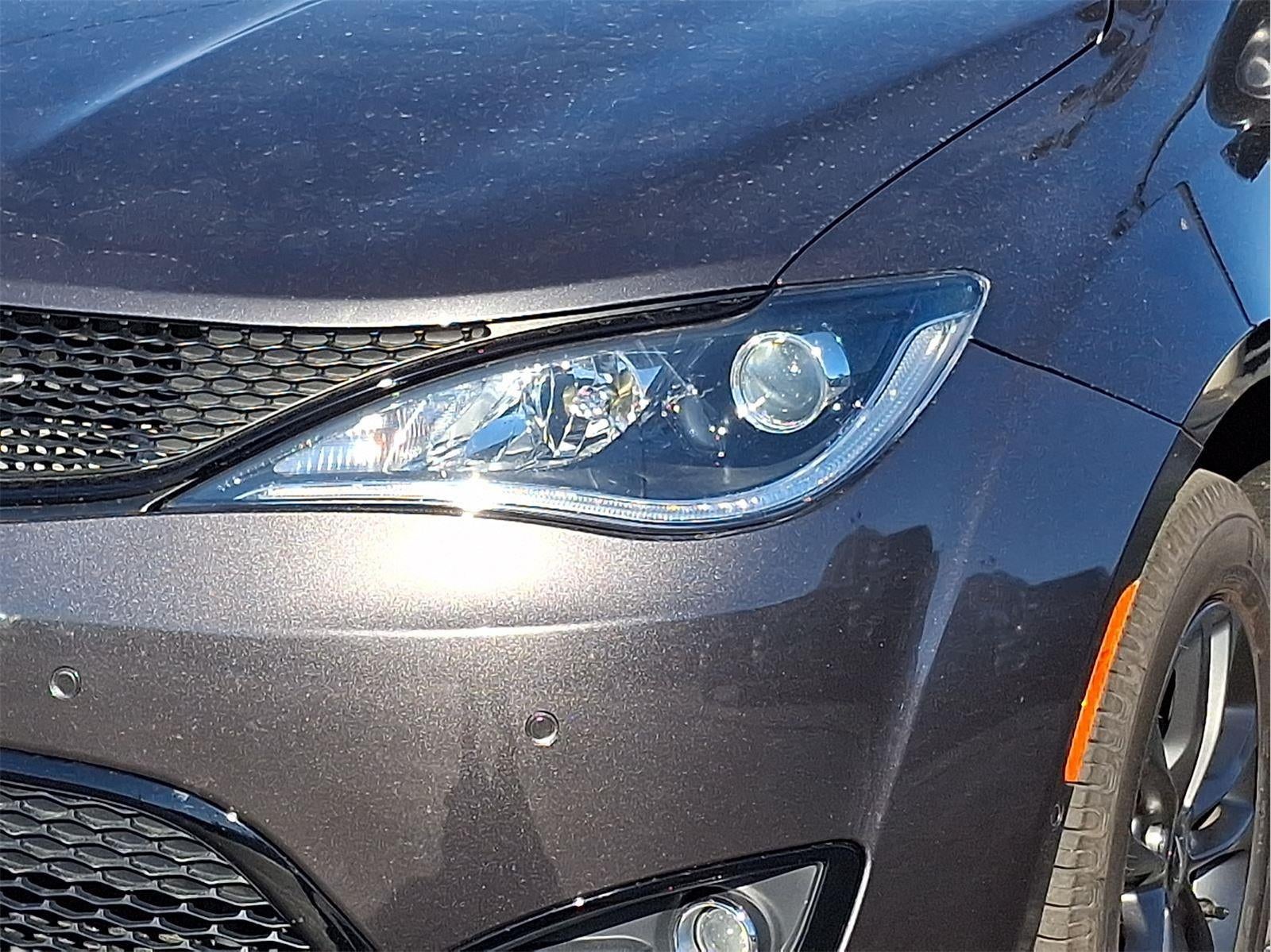 2020 Chrysler Pacifica Launch Edition