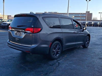 2020 Chrysler Pacifica Launch Edition