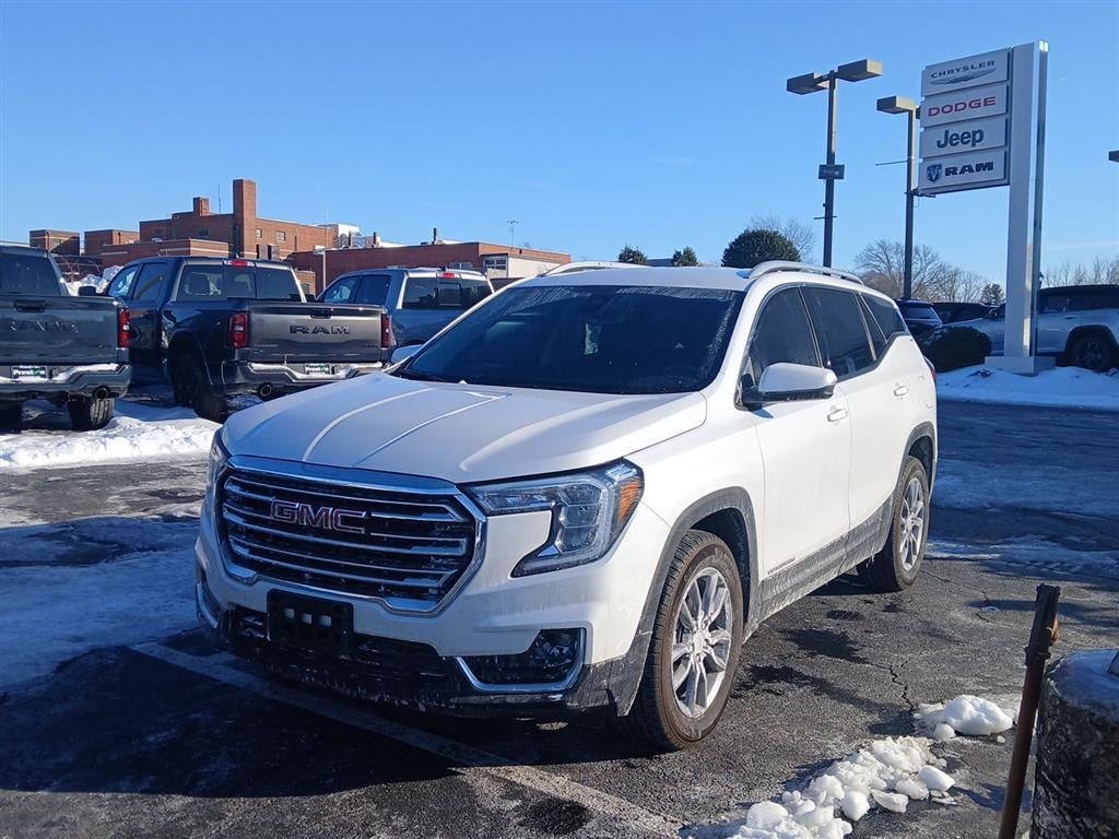 2024 GMC Terrain SLT