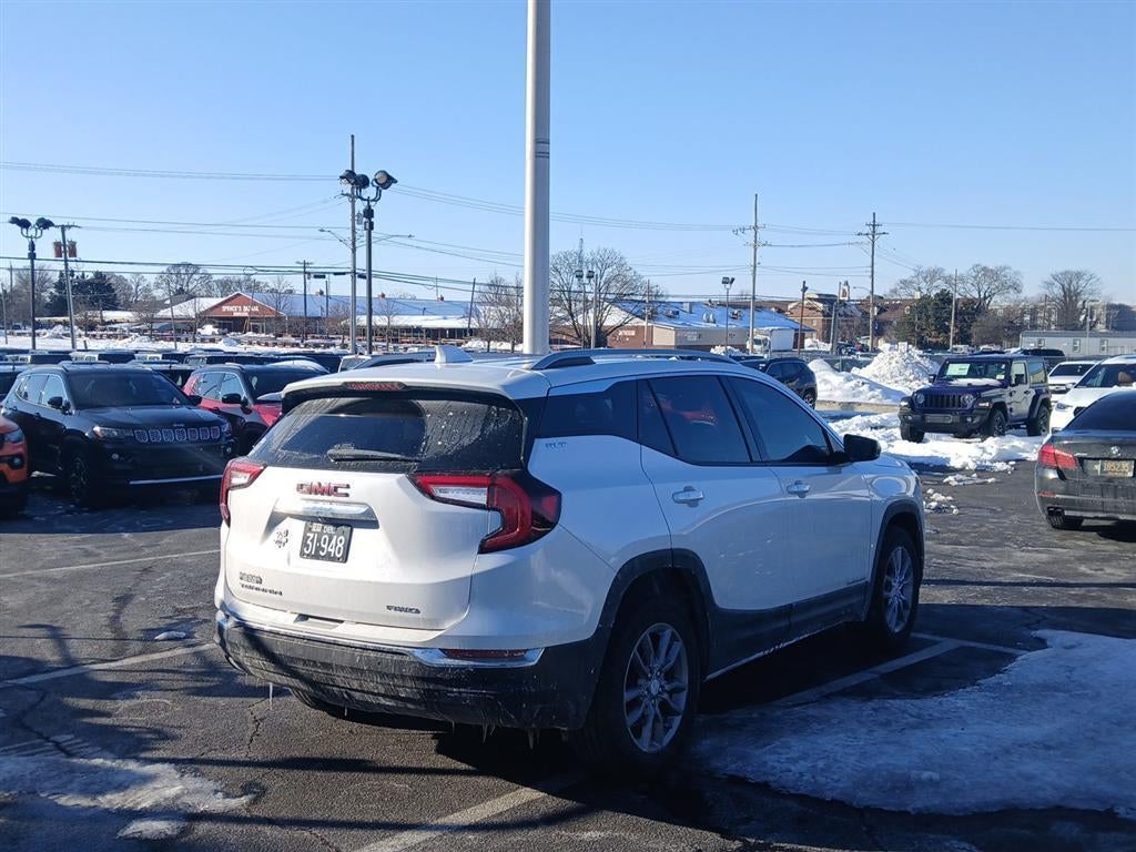 2024 GMC Terrain SLT