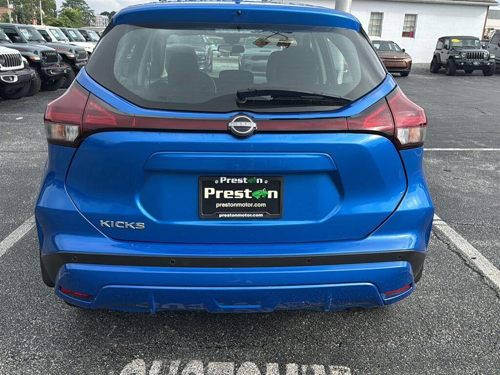 2025 Nissan Kicks Play S