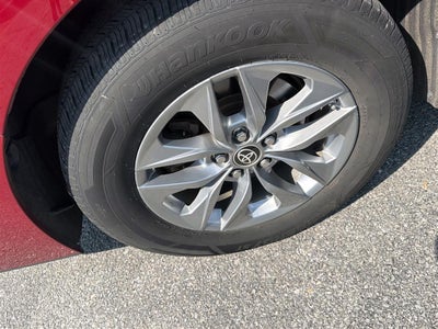 2022 Toyota Sienna XLE