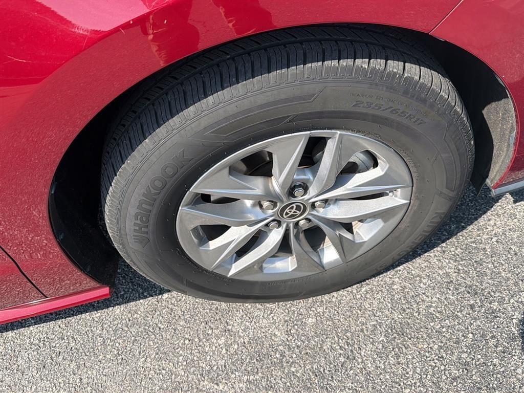 2022 Toyota Sienna XLE