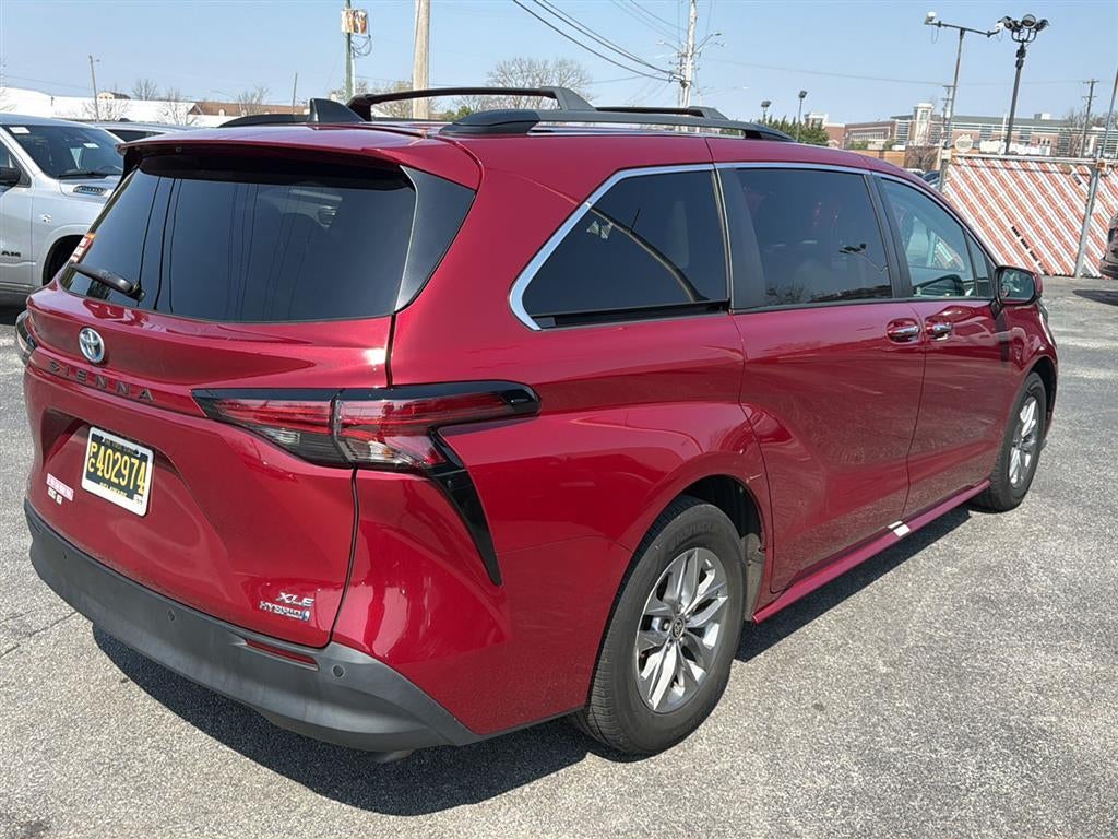 2022 Toyota Sienna XLE