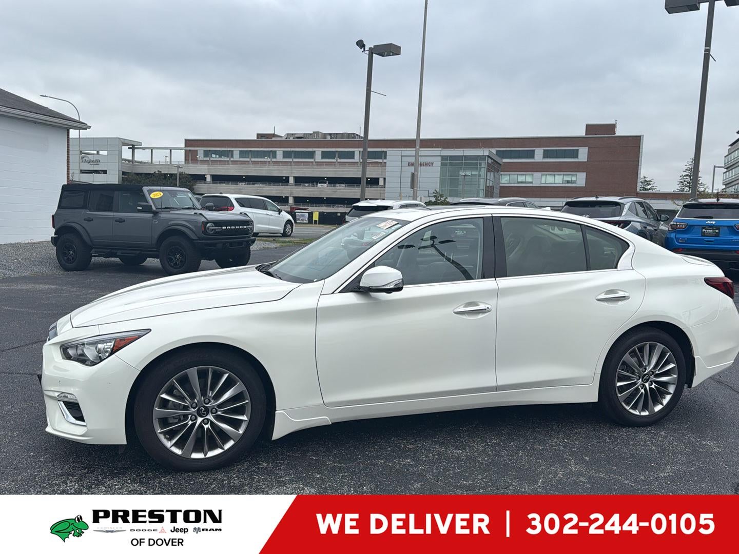 2023 INFINITI Q50 LUXE