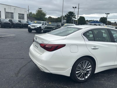 2023 INFINITI Q50 LUXE