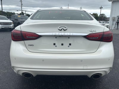 2023 INFINITI Q50 LUXE