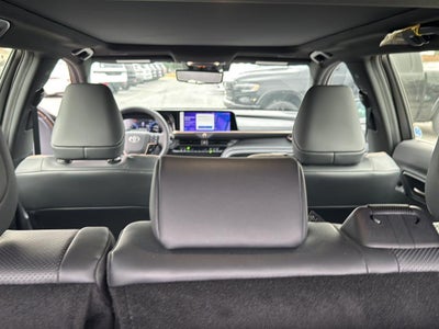 2026 Toyota Crown Signia Limited