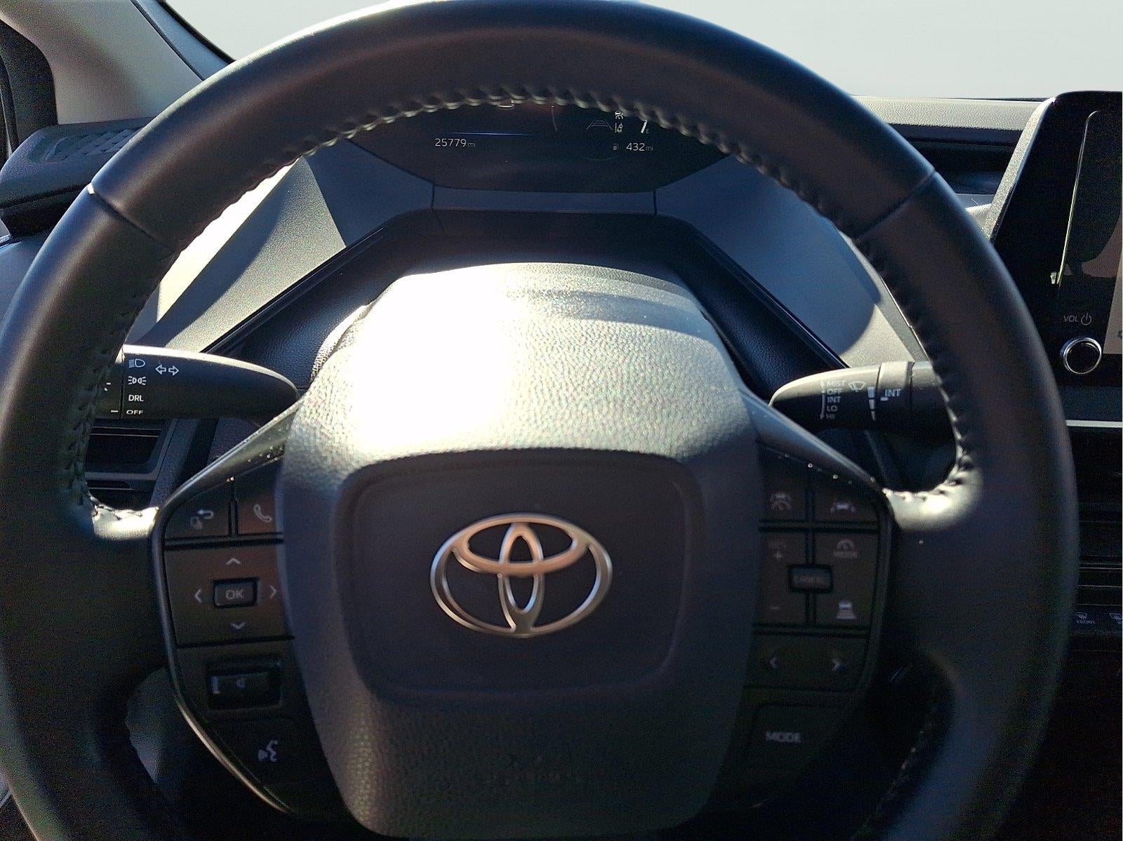 2025 Toyota Prius LE