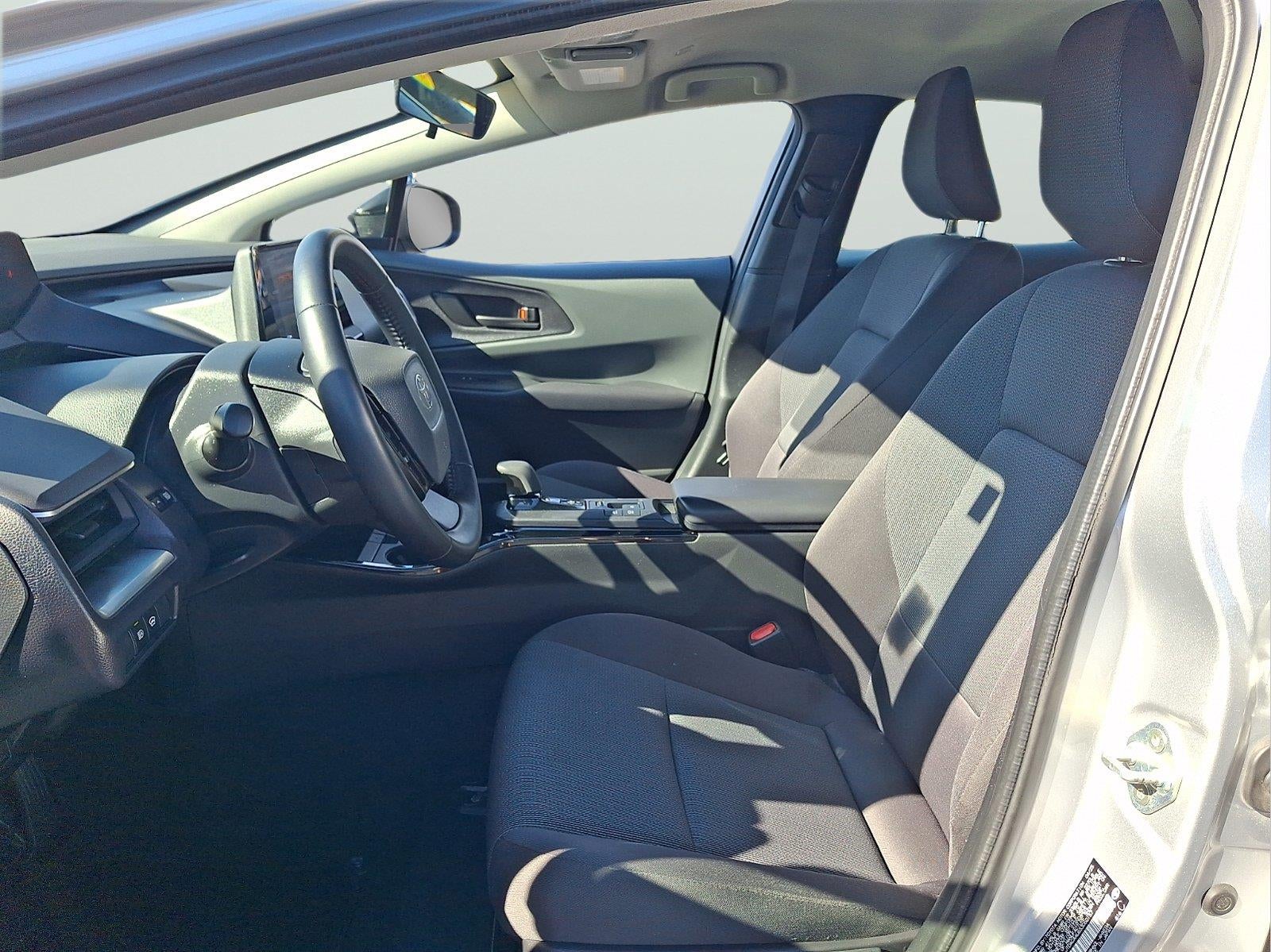 2025 Toyota Prius LE