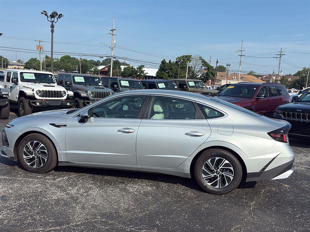 2026 Hyundai Sonata Hybrid Blue