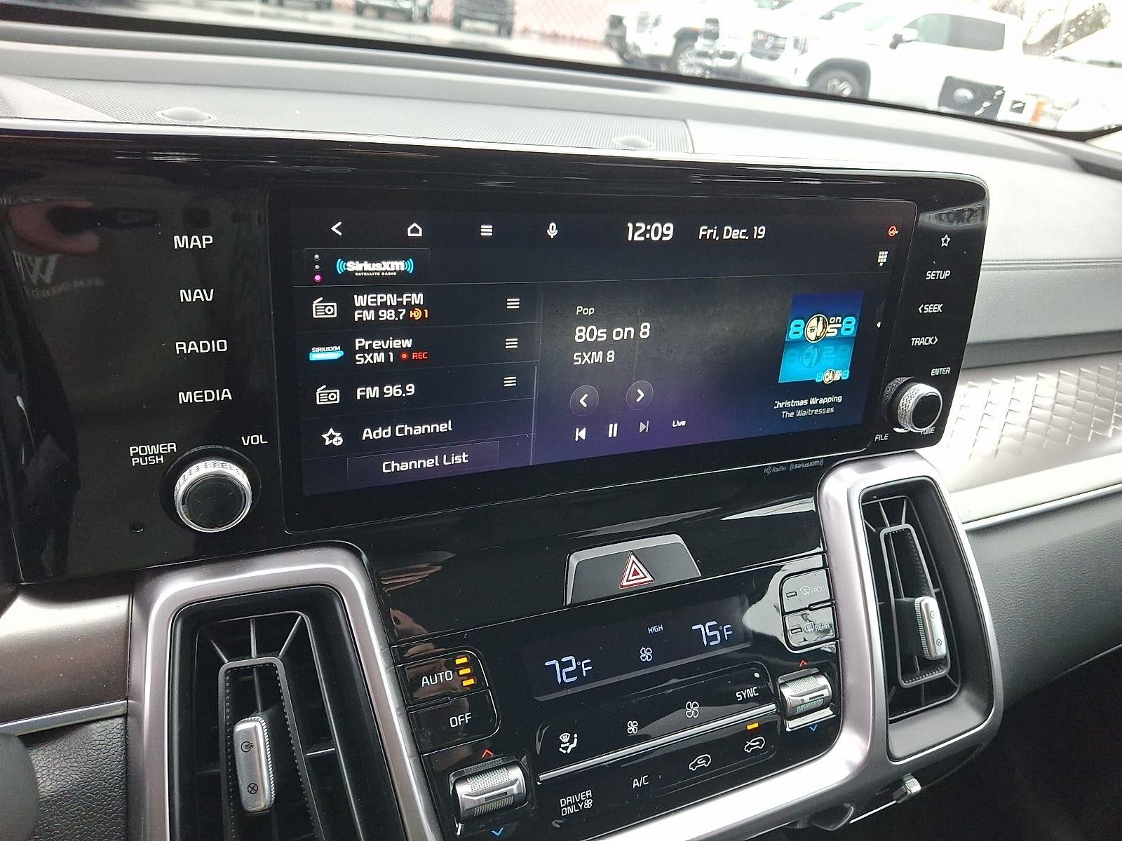 2023 Kia Sorento Hybrid EX