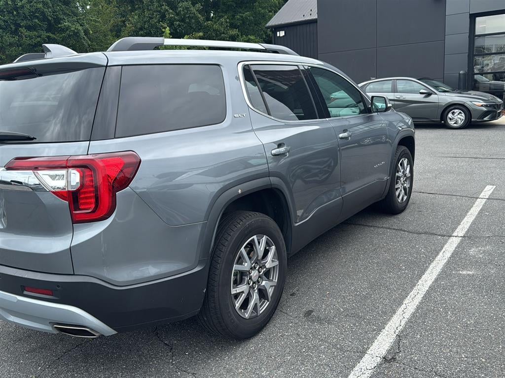 2021 GMC Acadia SLT