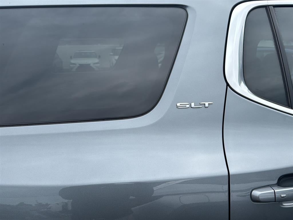 2021 GMC Acadia SLT