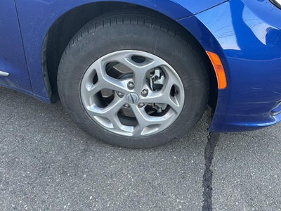 2021 Chrysler Pacifica Hybrid Limited