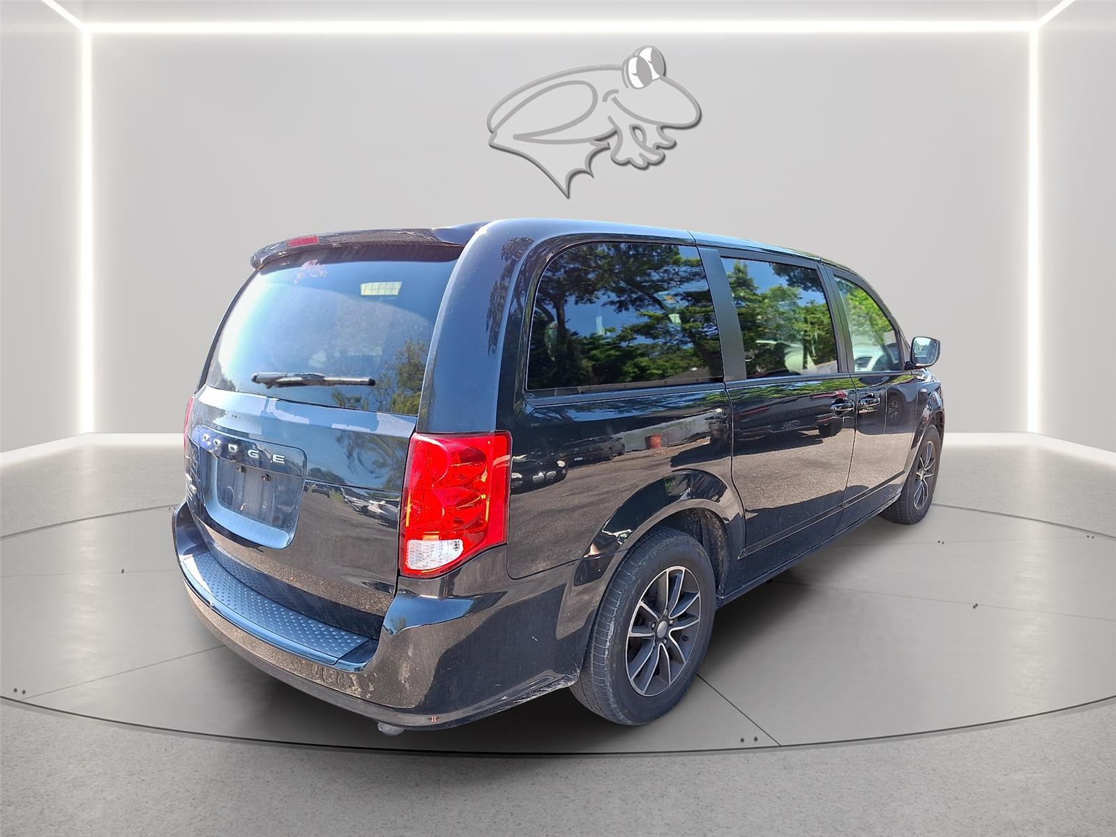 2018 DAIMLER DODGE GRAND CARAVAN SE