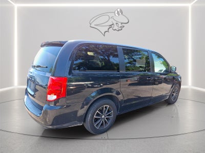2018 DAIMLER DODGE GRAND CARAVAN SE