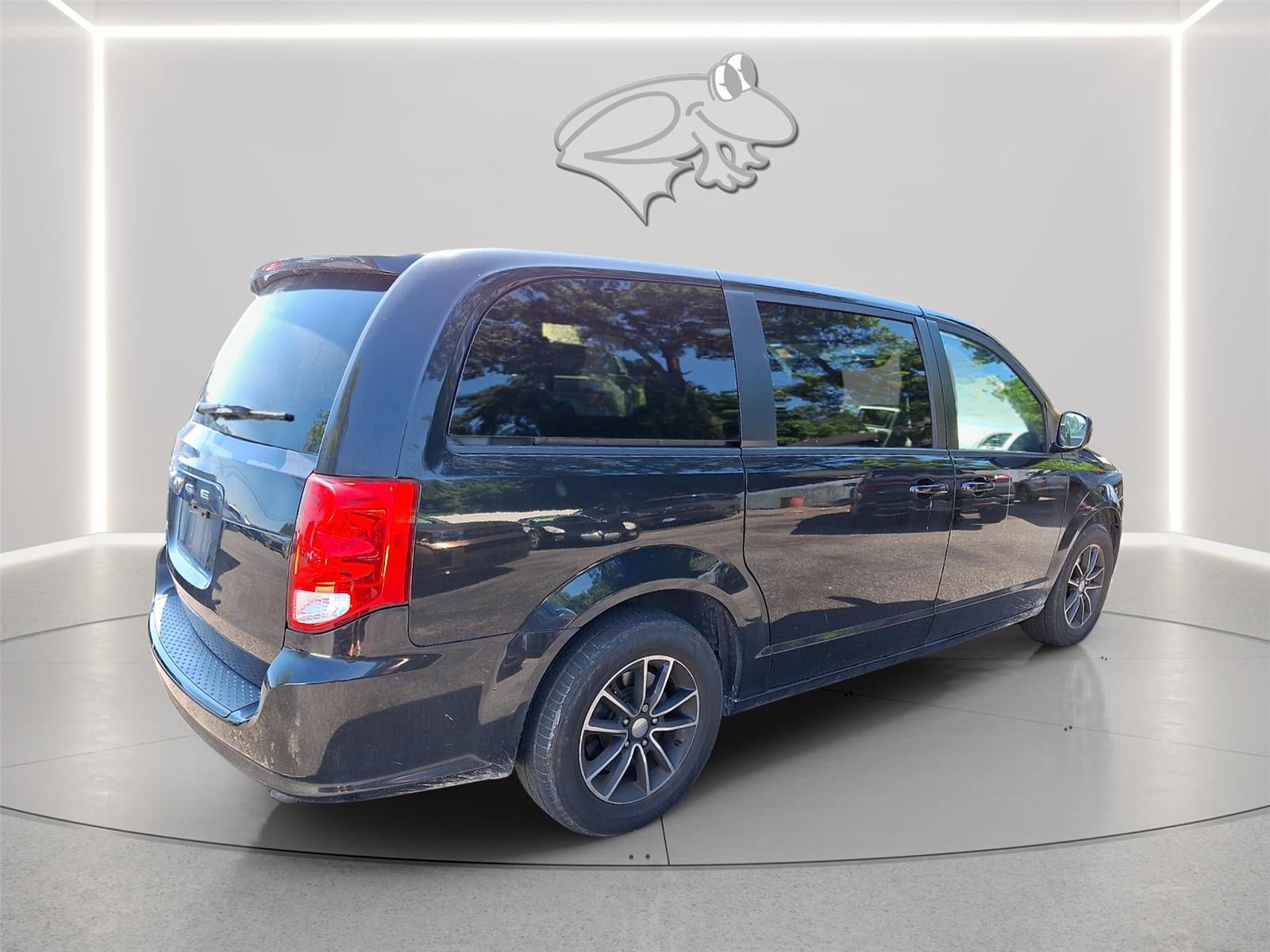 2018 DAIMLER DODGE GRAND CARAVAN SE