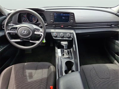 2021 Hyundai Elantra SE