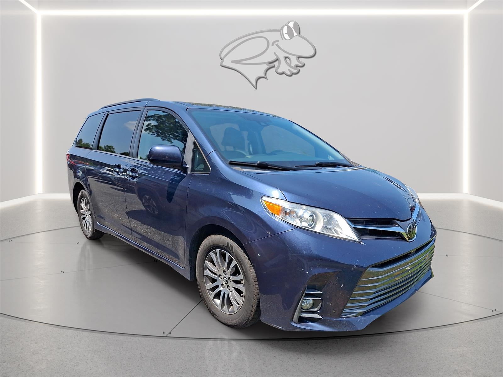 2020 Toyota Sienna XLE Premium
