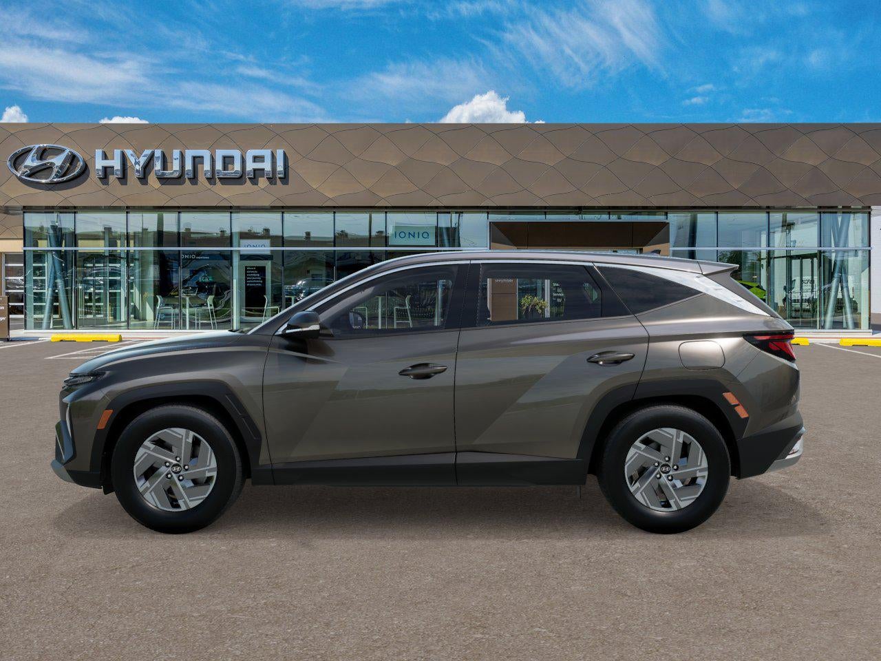 2026 Hyundai Tucson Hybrid Blue SE