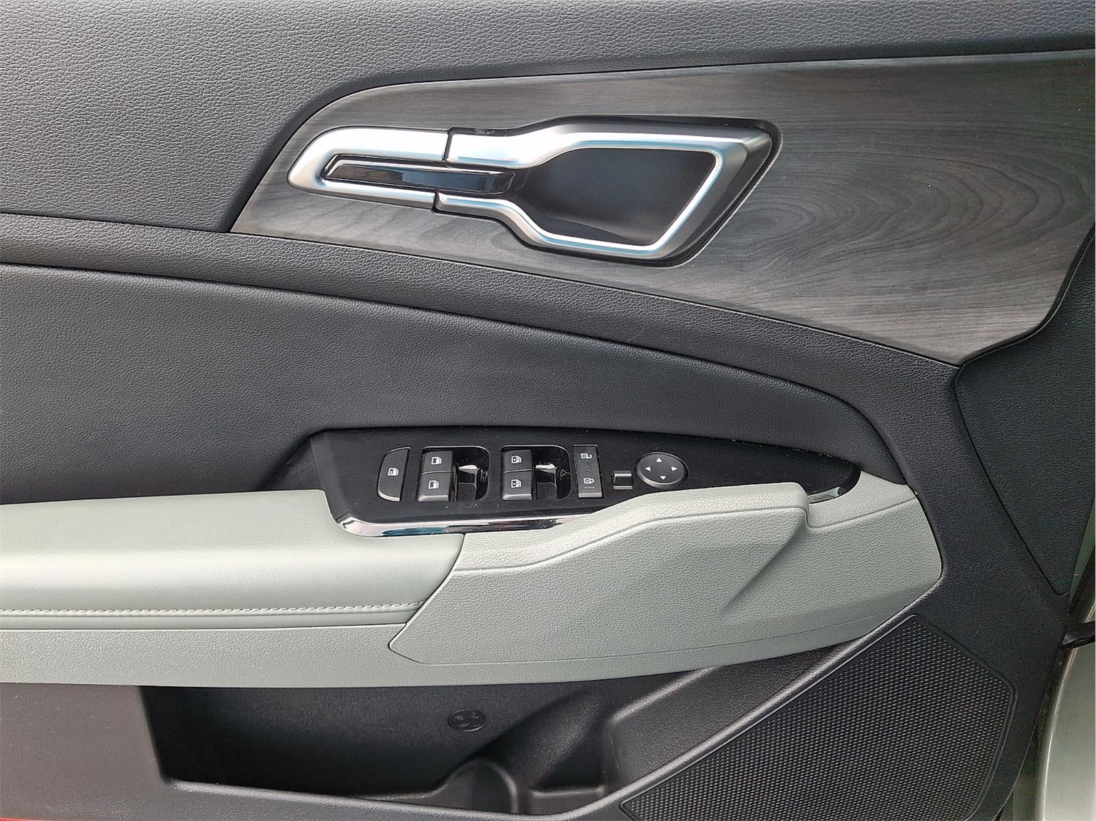 2024 Kia Sportage Plug-In Hybrid X-Line