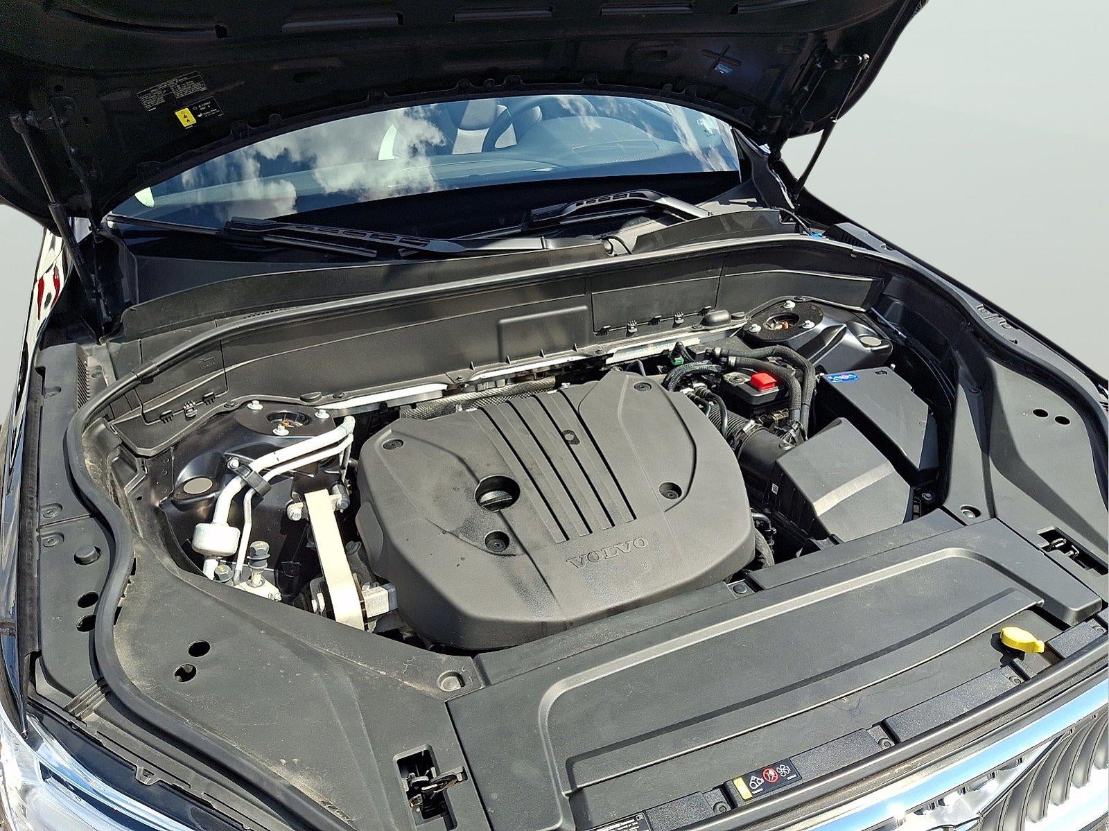 2023 Volvo XC90 Plus