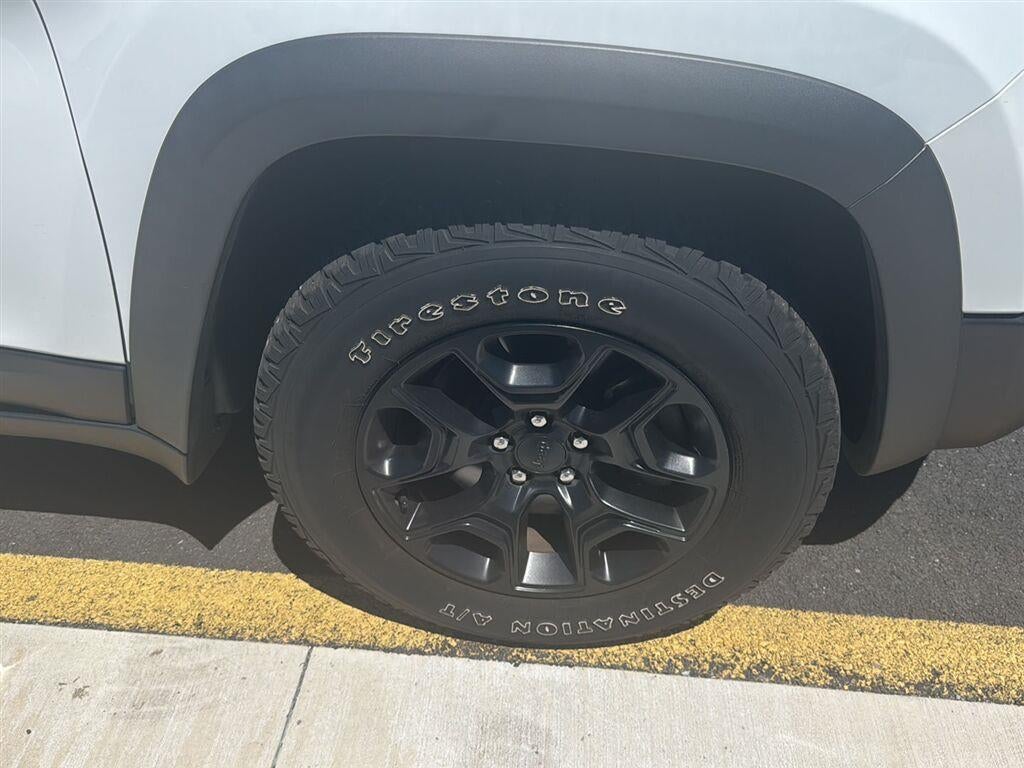 2019 Jeep Cherokee Trailhawk Elite