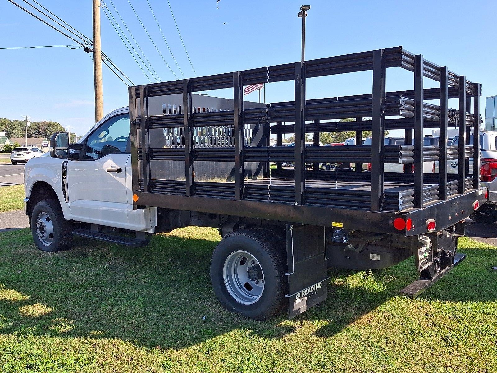 2024 Ford Super Duty F-350 DRW XL