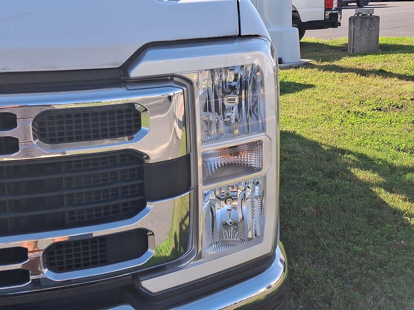 2024 Ford Super Duty F-350 DRW XL