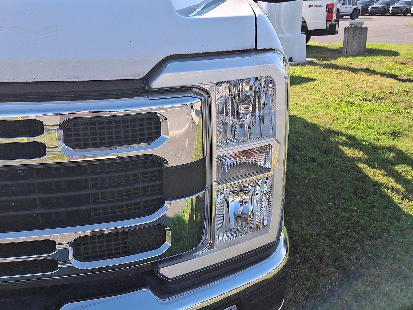 2024 Ford Super Duty F-350 DRW XL