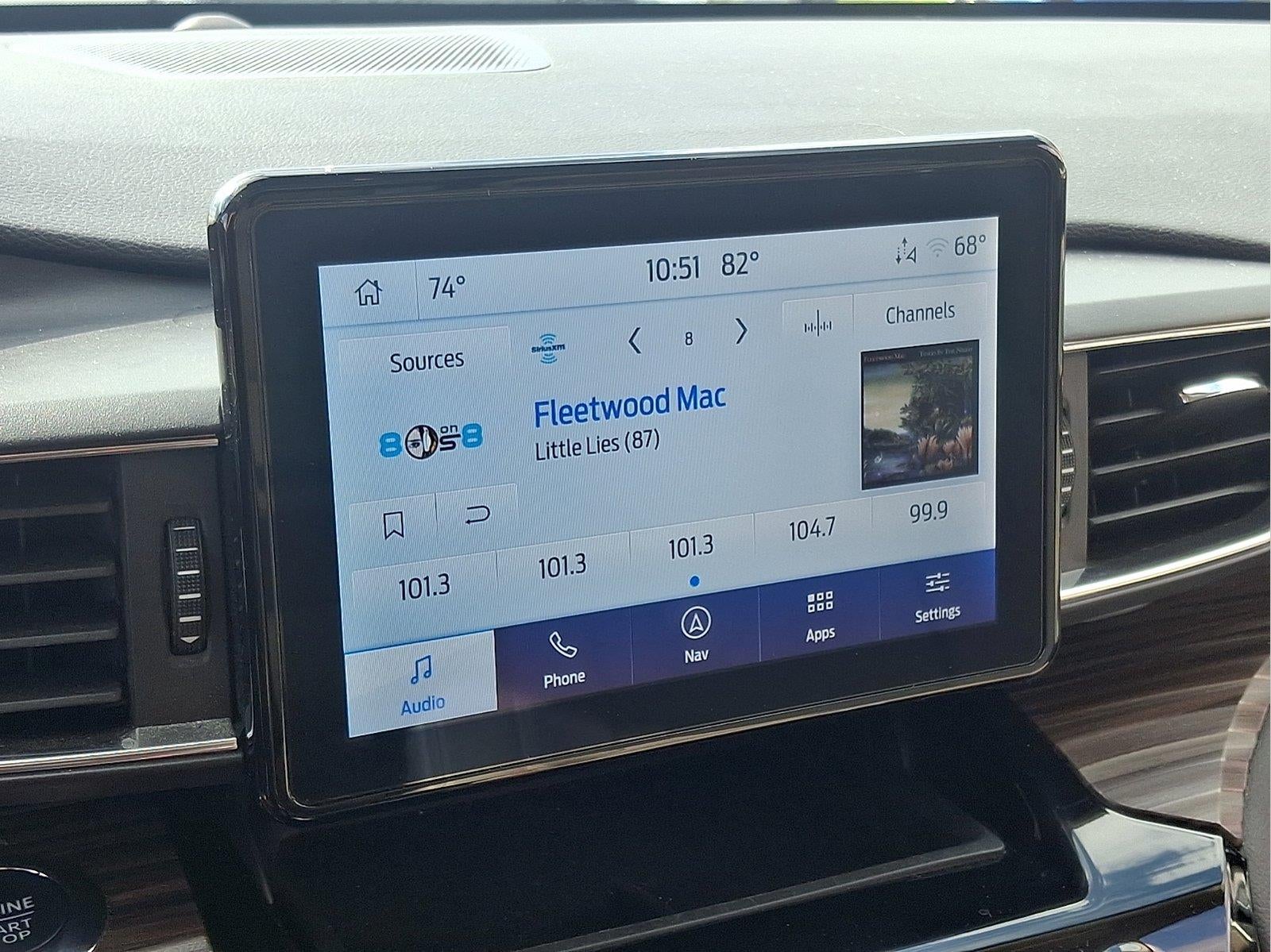 2023 Ford Explorer Hybrid Limited