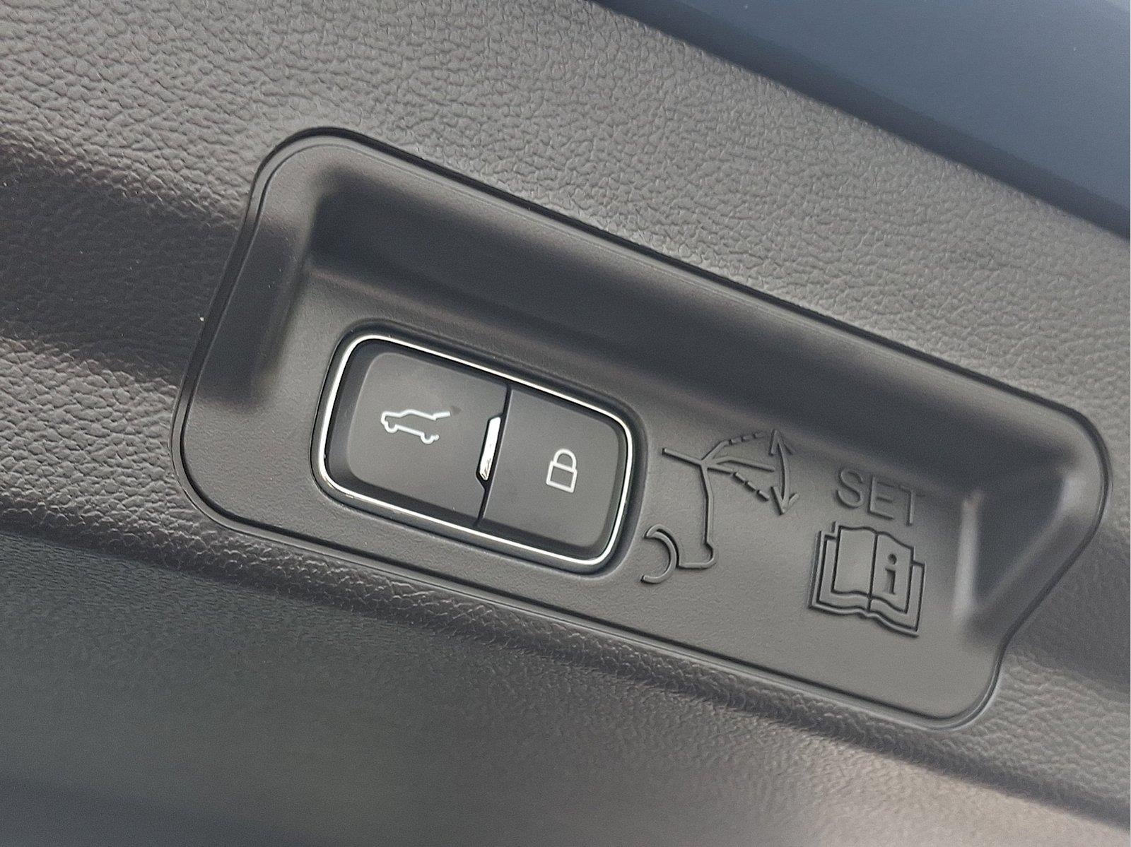 2023 Ford Explorer Hybrid Limited