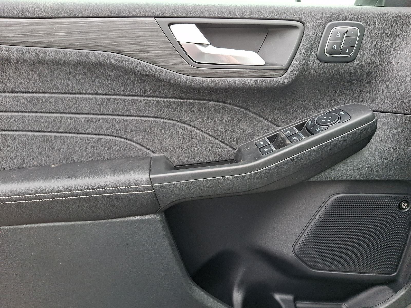 2026 Ford Escape Platinum