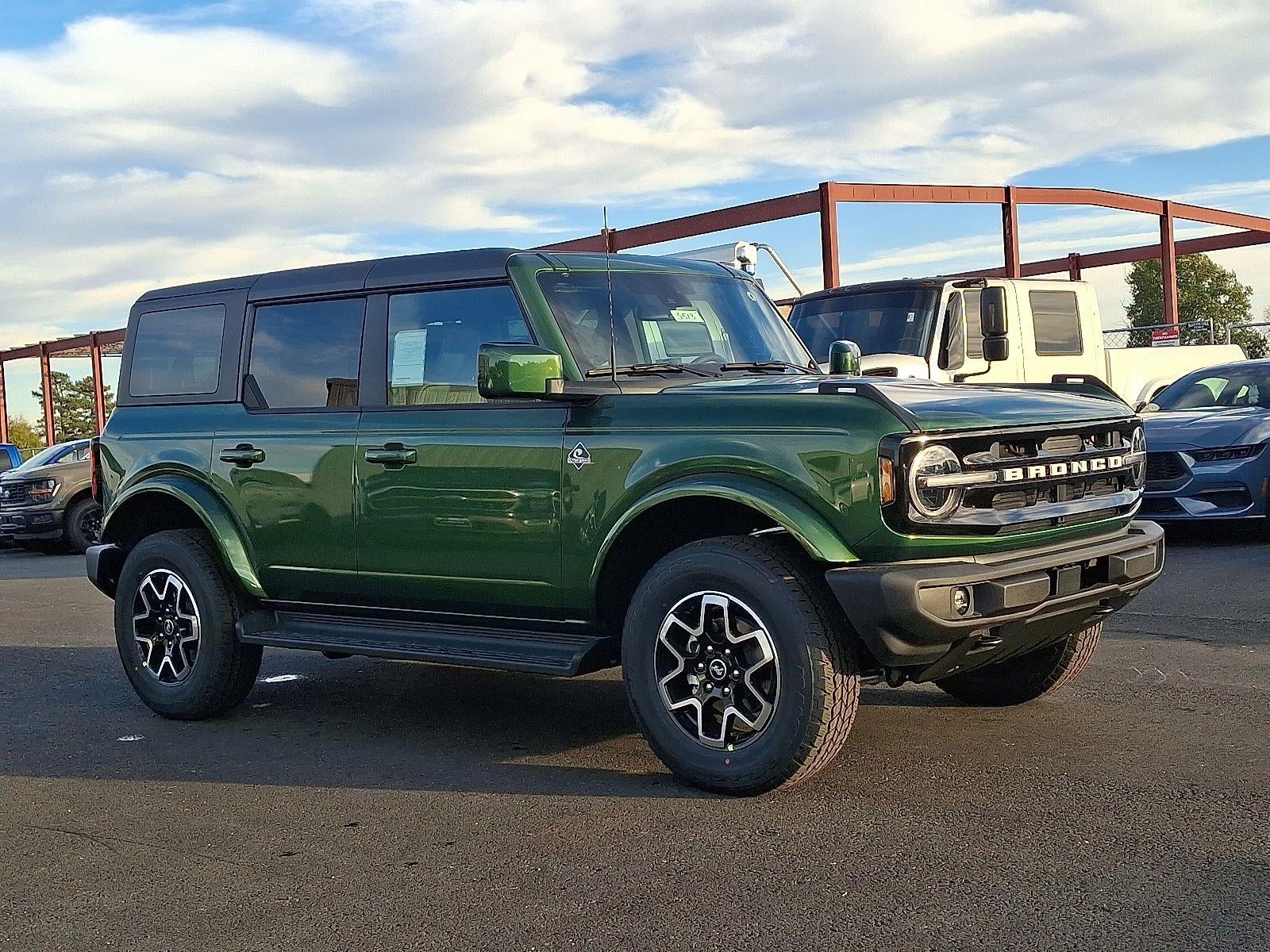 2025 Ford Bronco Outer Banks