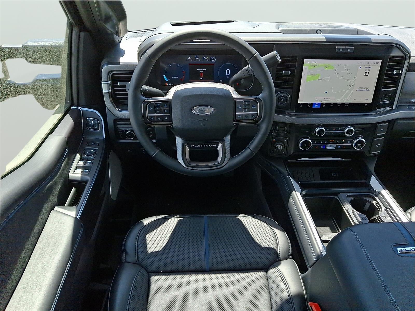 2026 Ford Super Duty F-350 Platinum