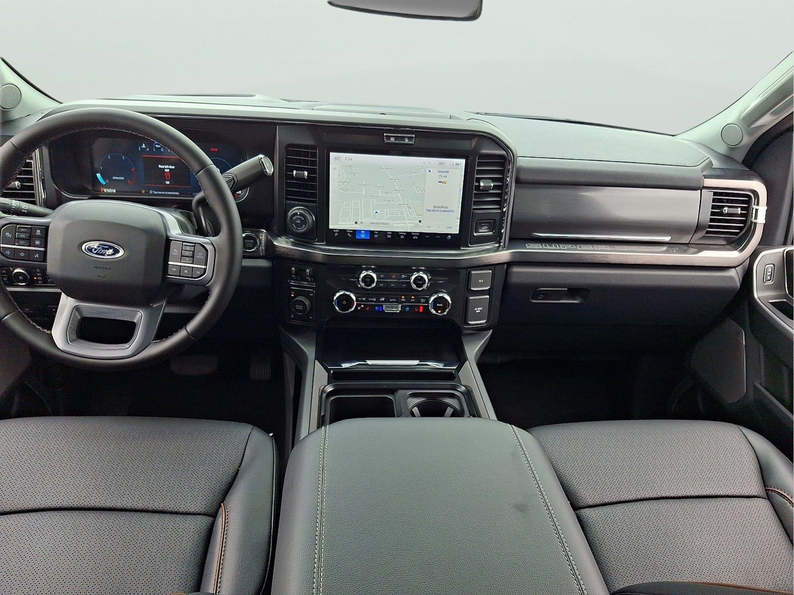 2026 Ford Super Duty F-350 SRW LARIAT