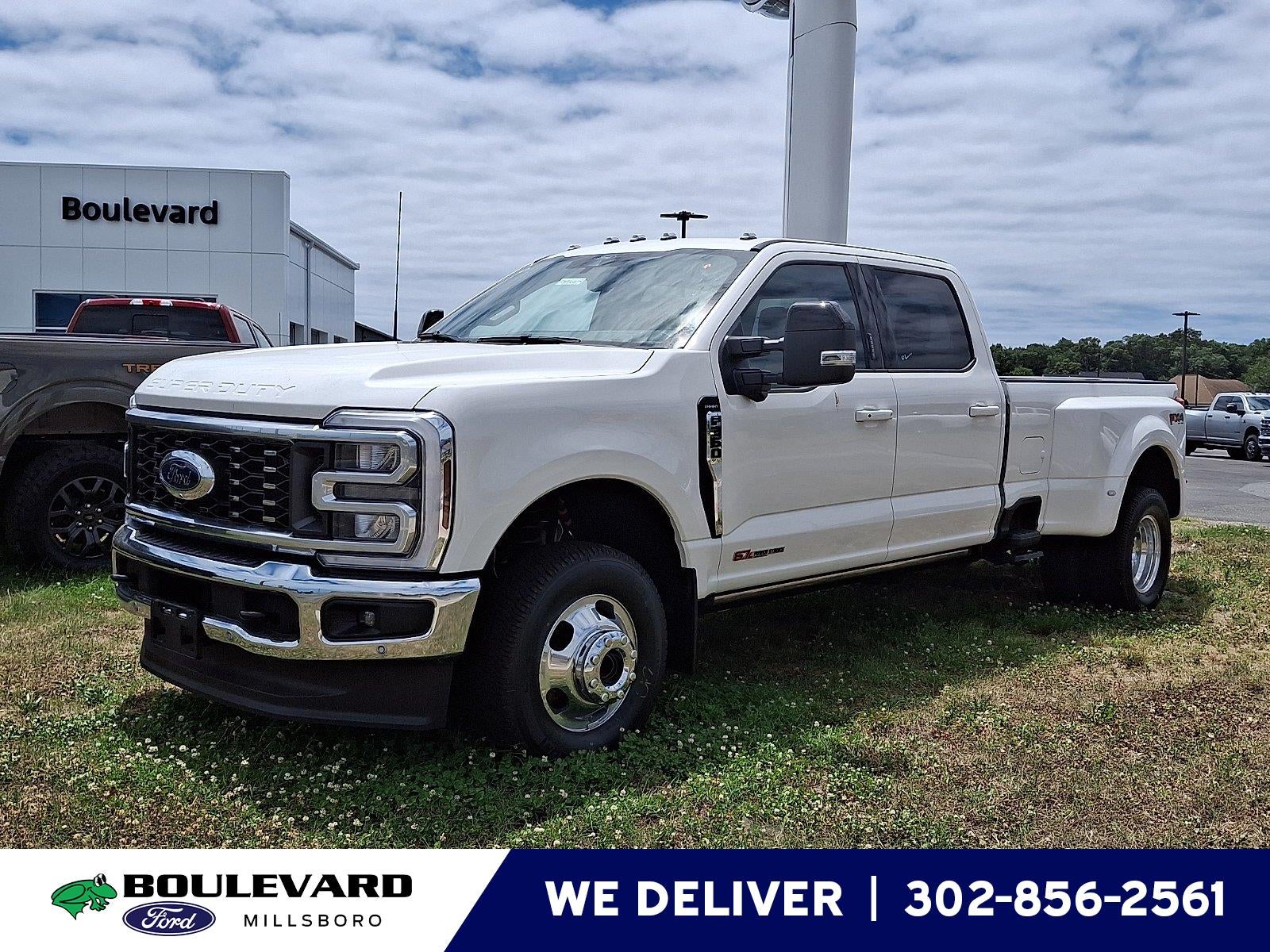 2026 Ford Super Duty F-350 DRW Lariat