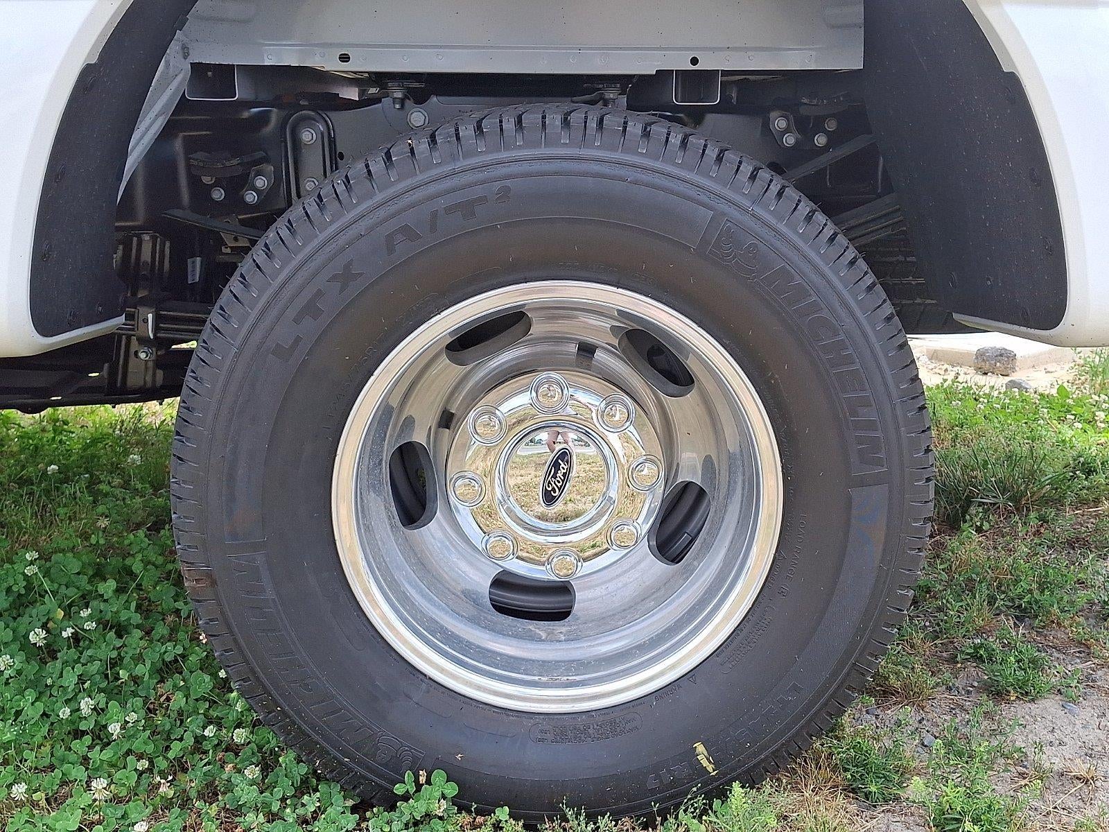 2026 Ford Super Duty F-350 DRW Lariat